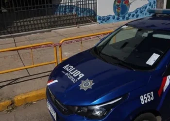 “Clase o tiros”, el relato de la directora de le escuela amenazada en Rosario: «Hice la denuncia en una comisaría a 30 metros»