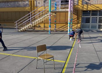 Docentes renovaron espacios en el edificio que  comparten las escuelas Molina y República del Perú