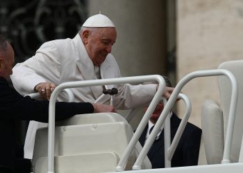 El papa Francisco no asistirá al Vía Crucis en el Coliseo de Roma para preservar su salud