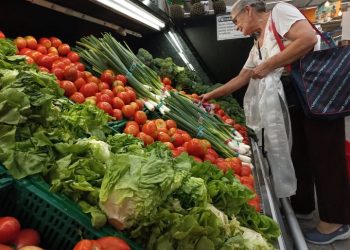 La Argentina lideró en marzo el ranking de inflación de América Latina con el 7,7% que registró el Indec