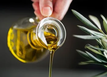 ANMAT prohibió la venta de una reconocida marca de aceite de oliva: cuál es