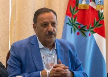 El gobernador de La Rioja fue internado por un dolor de pecho