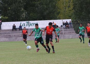 Fútbol local: la fecha comenzó con victorias de El Porvenir, Balloffet y Rincón del Atuel