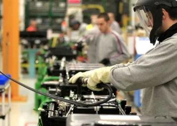 La actividad económica subió 0,2% durante febrero, informó el Indec