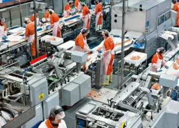 La actividad industrial creció 0,7% anual en marzo