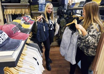 Los empleados de comercio acordaron su negociación paritaria para los próximos tres meses