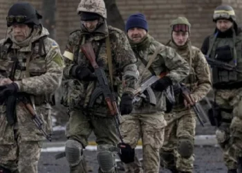 Más de 100 prisioneros de guerra ucranianos fueron liberados como parte de un intercambio con Rusia