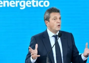 Massa anuncia la ampliación a $ 800.000 millones del financiamiento para pymes