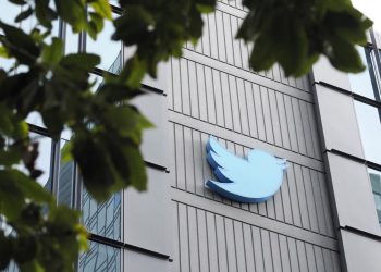 Twitter anunció la fecha límite de la tilde azul gratuito