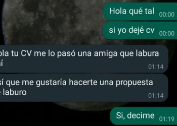 Dejó su CV en una cafetería y le llegó una propuesta que la preocupó