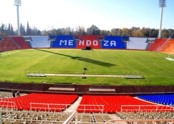 Crónica de la polémica por el supuesto pedido de la FIFA para cambiar el nombre del estadio Malvinas Argentinas durante el Mundial Sub 20