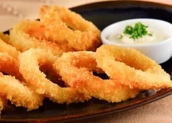 Relatos salvajes: Pidió rabas, no le gustaron y rompió el local en plena ciudad de Mar del Plata