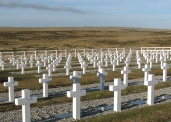 La promesa de amor que la esposa de un capitán de Malvinas pudo cumplir 36 años después