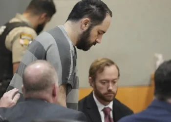 Estados Unidos: condenan a 25 años de cárcel a un sargento que mató a un manifestante antirracista