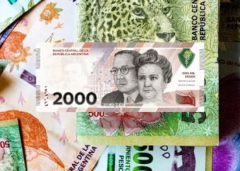Los billetes de dos mil pesos ya están en los bancos: cuándo comenzarán a circular en Mendoza