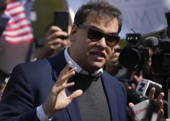 Apresaron a un diputado republicano en Nueva York por 13 cargos de corrupción