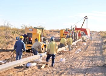 Gasoducto: se completó el tendido de cañerías y se vienen los montajes de válvulas y las interconexiones