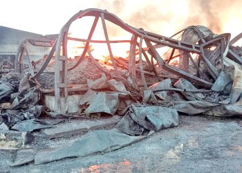 Incendio de Plastiandino: desde la policía explicaron cómo se procedió ante el siniestro
