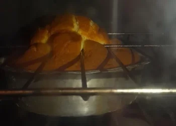 La historia viral del día: Intentó hacer un bizcochuelo y no salió como esperaba