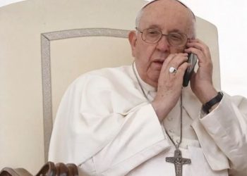 La misteriosa llamada que recibió el Papa Francisco durante la audiencia semanal