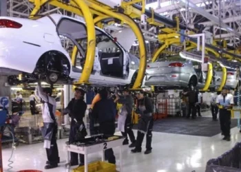 La producción industrial creció 4,1% interanual en marzo, según la UIA
