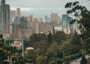 Un sismo de magnitud 5,7 sacudió a Bogotá y ciudades del noreste de Colombia