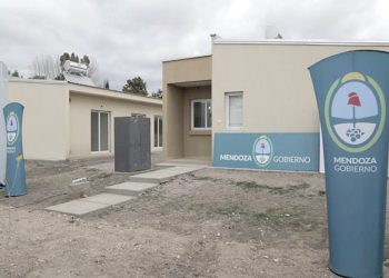 IPV: brindaron detalles de las 35 viviendas del barrio 2 de Abril de la Villa 25 de Mayo