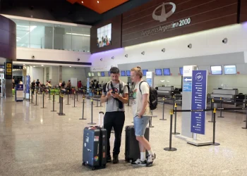 Vuelos demorados desde Mendoza hacia Buenos Aires por las intensas tormentas