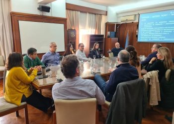 El Gobierno pone en marcha un plan para regular las antenas de telecomunicación