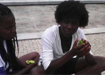 La historia de la modelo angoleña que vino a la Argentina por una beca para estudiar medicina con reglas tan severas como tortuosas