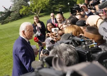 Biden dice que Putin está «perdiendo» la guerra en Ucrania tras el levantamiento del Grupo Wagne