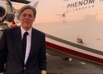 El piloto del avión presidencial sobre la maniobra: «No era el momento político para hacerlo»