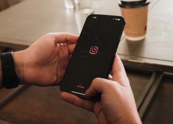En qué consisten y cómo evitar las estafas mediante historias de Instagram