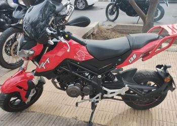 Sustrajo una moto pero fue atrapado por un bombero cerca de Tribunales
