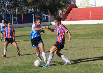 Pedal y Huracán mandan en el fútbol femenino sanrafaelino