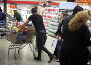 Seguro de salud, “condones” y riesgos: los particulares consejos de chilenos que viajan a Mendoza
