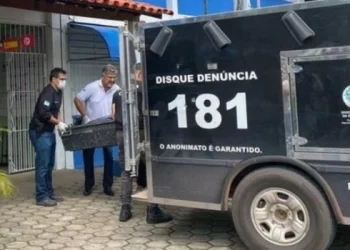 Un ex alumno abrió fuego en una escuela y mató a una estudiante en Brasil