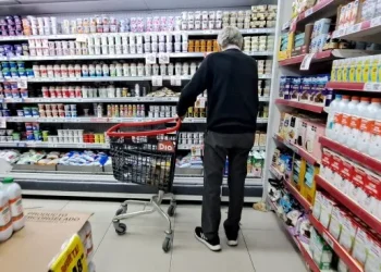 El consumo se estancó en mayo y se espera que continúe su desaceleración en lo que resta del año