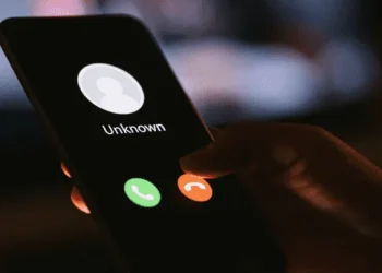 Atención: ¿Te llama un número desconocido y te corta a los pocos segundos de atenderlo? Cuál es la explicación y cómo evitarlo