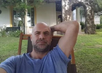 Procesan y obligan a usar tobillera electrónica a Sáenz Valiente por la muerte de Emmily