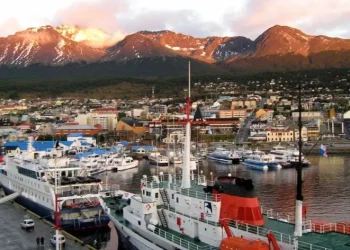 Avanza el puerto de China en Tierra del Fuego: el gobernador ratificó con un decreto el memorándum con el régimen