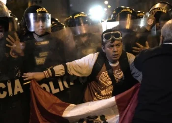 Reportan 11 heridos y seis detenidos tras la tercera «toma de Lima» para pedir la renuncia de Boluarte