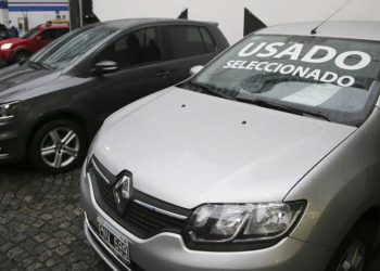 Atención: AFIP actualizó los montos mínimos desde los que se debe declarar la venta de un auto usado