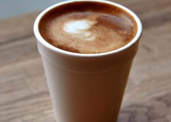 Fuerte polémica en redes sociales: Pagaron una cifra exorbitante por un café en San Martín de los Andes y mostraron su descontento