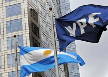 Argentina deberá pagar al menos 4.920 millones de dólares por la expropiación de YPF