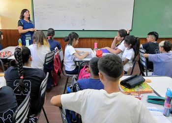 Mendoza es la provincia que más días de clases tuvo el primer semestre y utiliza la IA para evitar la deserción escolar