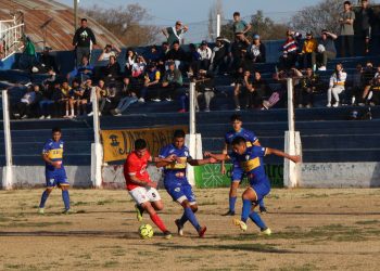 Calle Larga se lo empató a Huracán sobre el final, ganaron Quiroga, Constitución y Deportivo Argentino