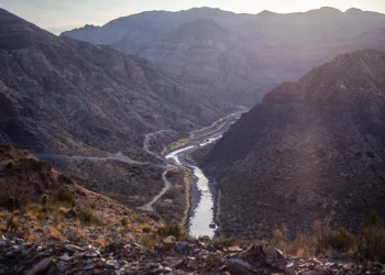 La Pampa apuntó nuevamente a Mendoza por el avance de la construcción de El Baqueano