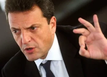 Massa denunció que economistas opositores hablaron con el FMI para que no haya acuerdo con la Argentina