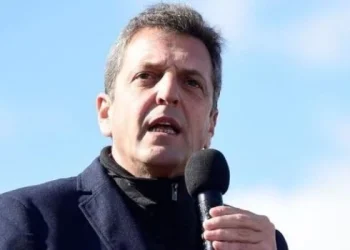 Massa: «Desde algunos lugares sólo se dedican a criticar, a cuestionar y nosotros trabajamos»